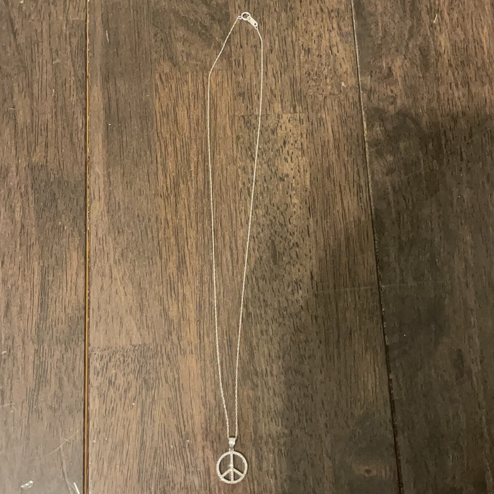 Kay Jewelers Diamond Peace Sign Necklace 1/6 ct tw Round-cut 10K White Gold 18"